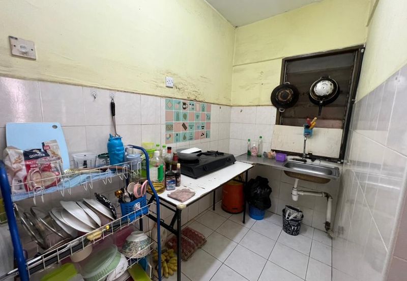 Flat Desa indah (Blok 86)