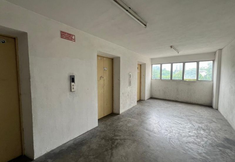 Flat Desa indah (Blok 86)