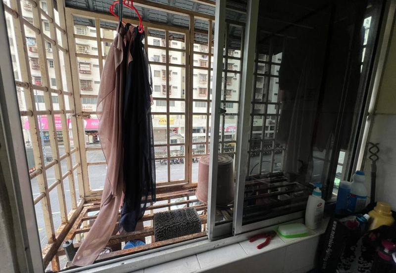 Flat Desa indah (Blok 86)