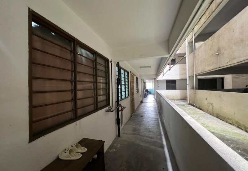 Flat Desa indah (Blok 86)