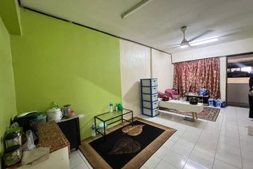 Flat Desa indah (Blok 86)