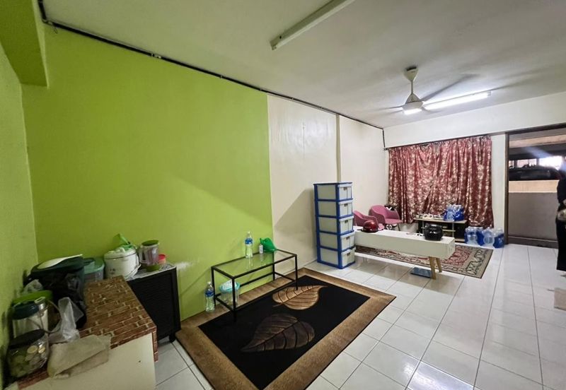 Flat Desa indah (Blok 86)