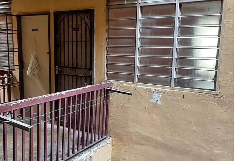 FLAT SERI DELIMA SG ARA 