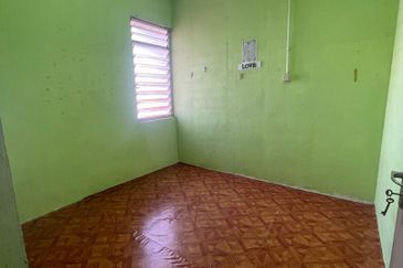 FLAT SERI DELIMA SG ARA 