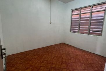 FLAT SERI DELIMA SG ARA 