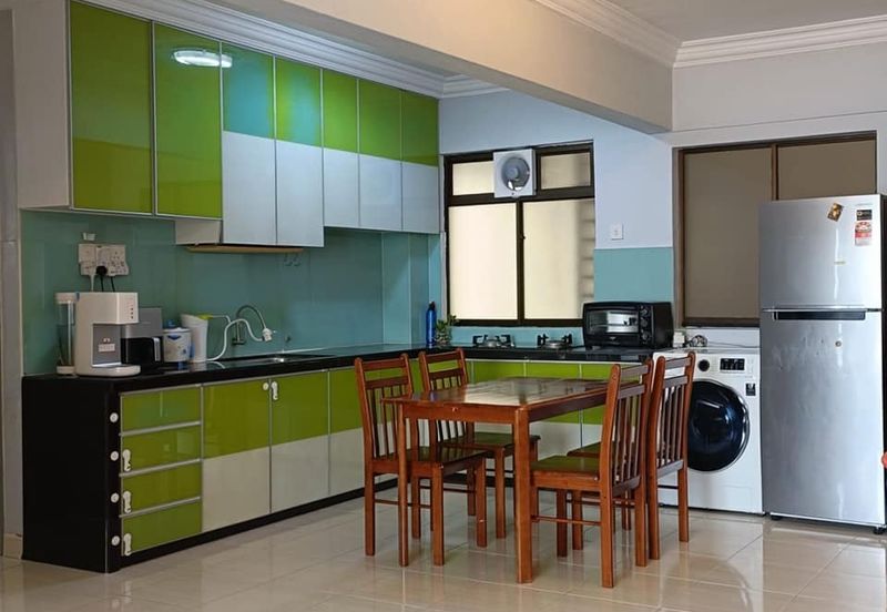 SEAVIEW CONDO SERINA BAY JELUTONG