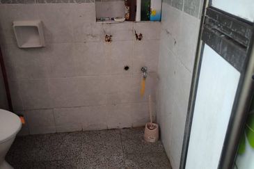 APARTMENT MUTIARA IDAMAN, SOLOK TENGKU JELUTONG 