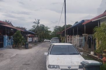 TAMAN SERAI WANGI PADANG SERAI