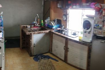 TAMAN SERAI WANGI PADANG SERAI