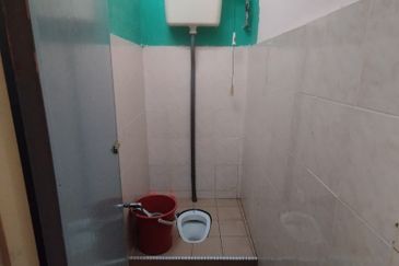 TAMAN SERAI WANGI PADANG SERAI