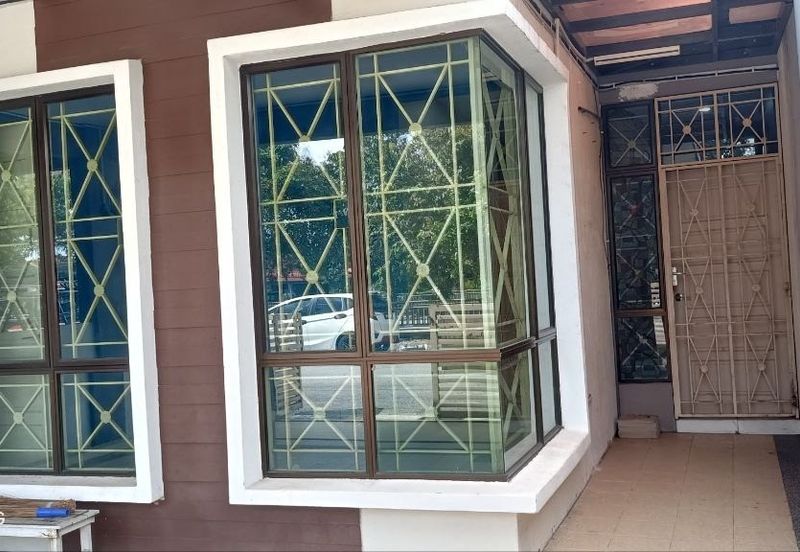 Bertam Perdana 3 (Shahbandar) Kepala Batas