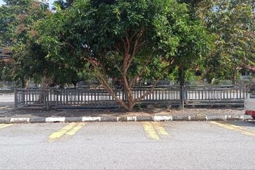 Bertam Perdana 3 (Shahbandar) Kepala Batas