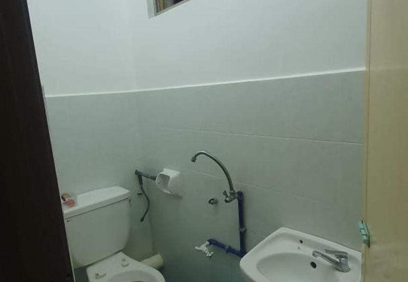 KRYSTAL SURIA APARTMENT, BAYAN LEPAS, PULAU PINANG