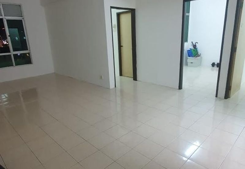 KRYSTAL SURIA APARTMENT, BAYAN LEPAS, PULAU PINANG