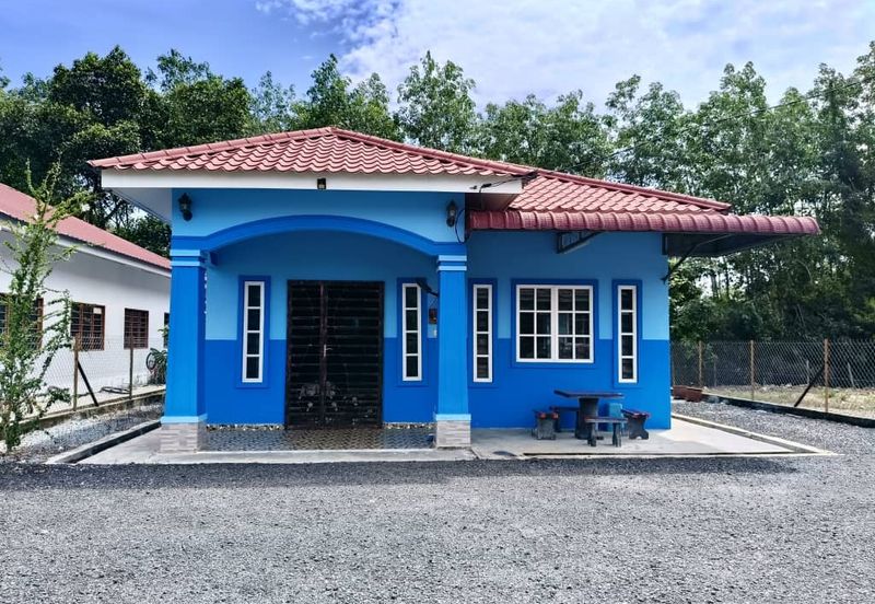Banglo Setingkat Bukit Jambul, Pendang dan Tanah