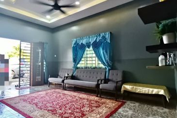 Banglo Setingkat Bukit Jambul, Pendang dan Tanah