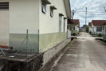 SPICE VILLAGE, ZON KEMBOJA, BANDAR AMANJAYA