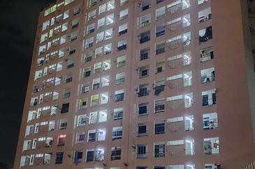 Desa Selatan Apartment, Jalan Jelutong