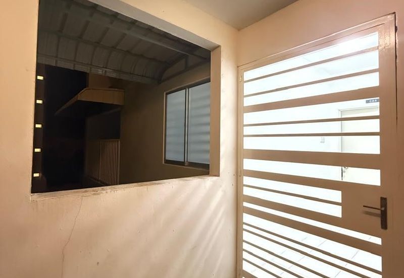 E Garden Condominium Persiaran Halia 