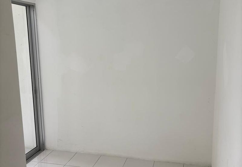 E Garden Condominium Persiaran Halia 