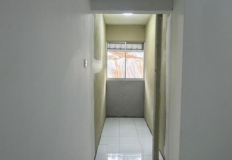 E Garden Condominium Persiaran Halia 