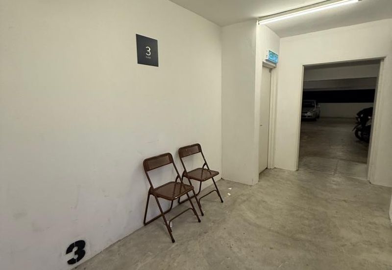 E Garden Condominium Persiaran Halia 