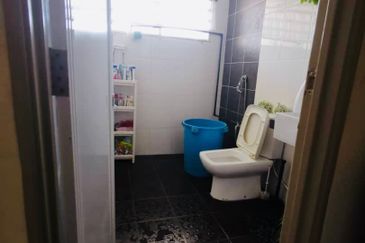 LORONG SHAHBANDAR 6 BERTAM PERDANA 3, KEPALA BATAS