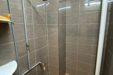 PANGSAPURI TAMAN MUTIARA VISTA GEORGETOWN PENANG 