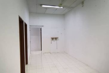 TAMAN TENGKU MAHERAN JITRA