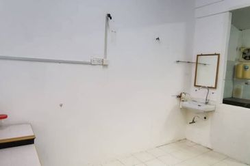 TAMAN TENGKU MAHERAN JITRA