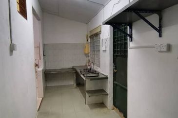 TAMAN TENGKU MAHERAN JITRA