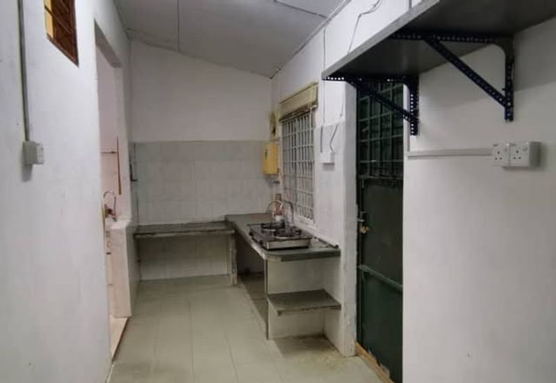 TAMAN TENGKU MAHERAN JITRA