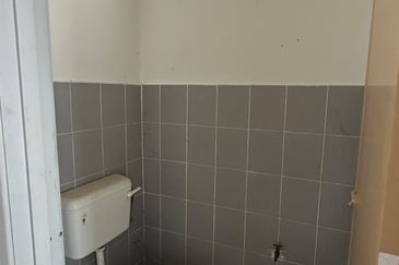 BERTAM PERDANA 3 CLUSTER HOUSE