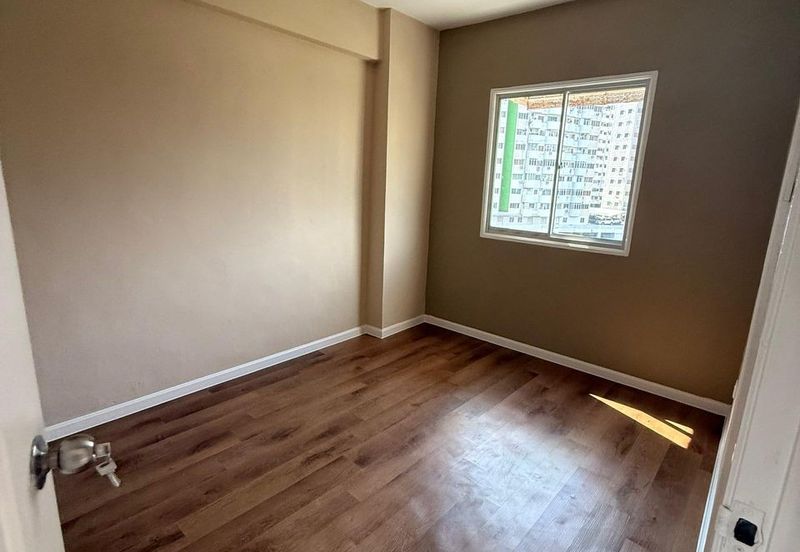 TAMAN GAMBIR BLOK 330 GELUGOR, PULAU PINANG