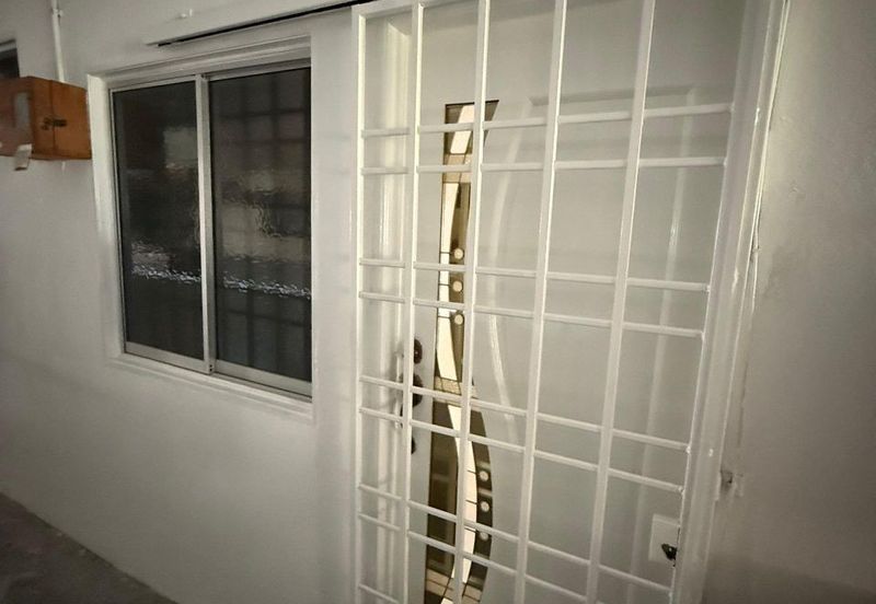 TAMAN GAMBIR BLOK 330 GELUGOR, PULAU PINANG