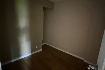 TAMAN GAMBIR BLOK 330 GELUGOR, PULAU PINANG