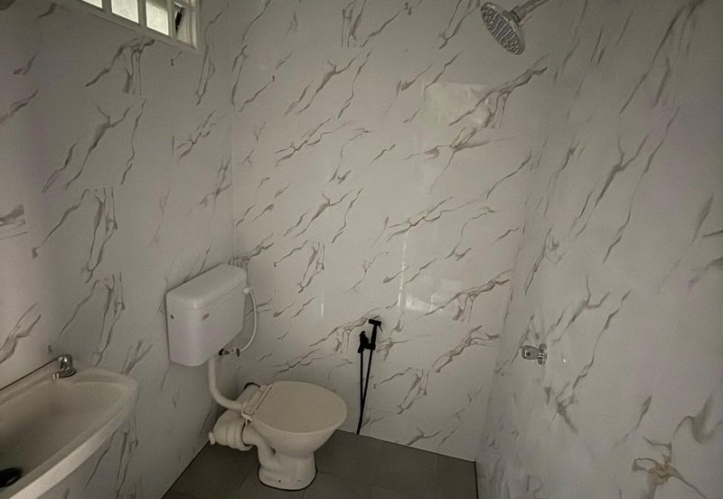 TAMAN GAMBIR BLOK 330 GELUGOR, PULAU PINANG