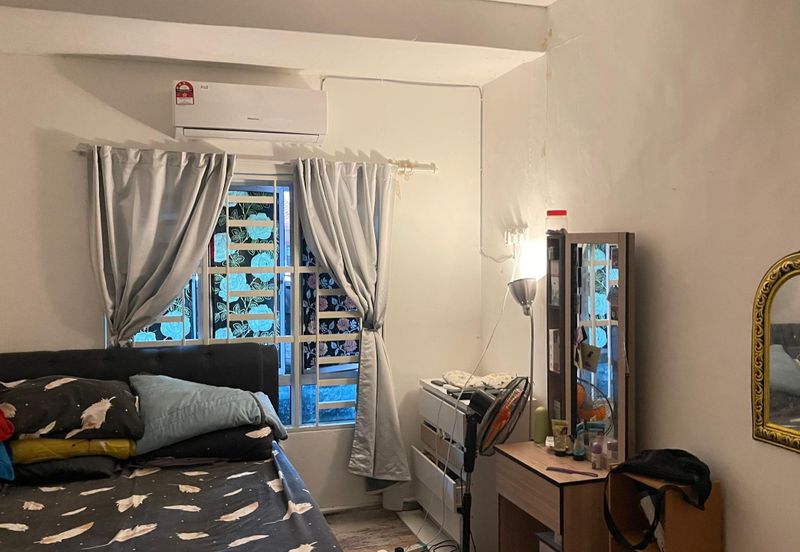 Taman Halaman Indah, Sungai Jawi 