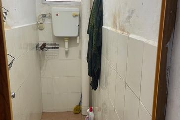 TAMAN SERI AKASIA KUBANG SEMANG