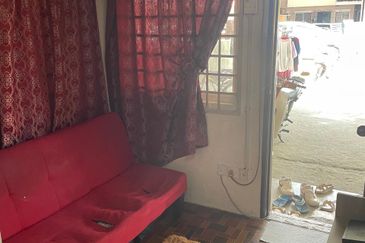 TAMAN SERI AKASIA KUBANG SEMANG