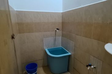 ZON MAWAR AMBANGAN HEIGHT, SG PETANI, KEDAH