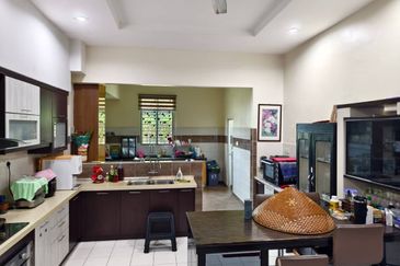 TAMAN PAUH JAYA (ALAMAYA), PERAI PULAU PINANG.