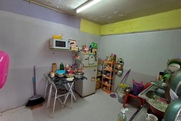 Flat Tuna Seberang Jaya