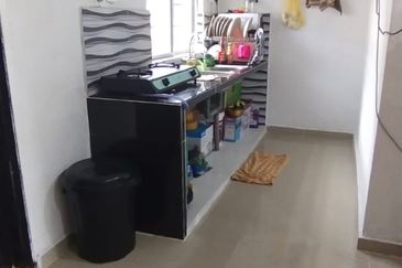 Taman Bunga Raya, Padang Serai 