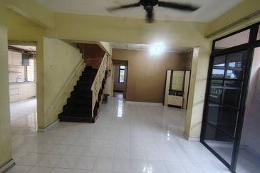 Pangsapuri Halaman Teratai, Lebuh Nipah 2 