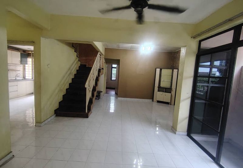 Pangsapuri Halaman Teratai, Lebuh Nipah 2 