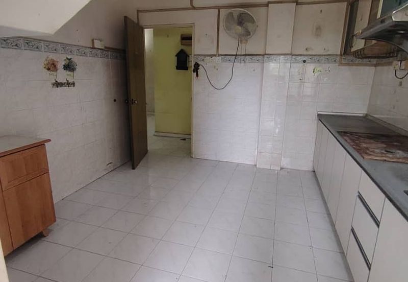 Pangsapuri Halaman Teratai, Lebuh Nipah 2 