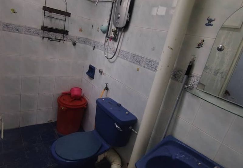 Pangsapuri Halaman Teratai, Lebuh Nipah 2 