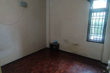 Pangsapuri Halaman Teratai, Lebuh Nipah 2 