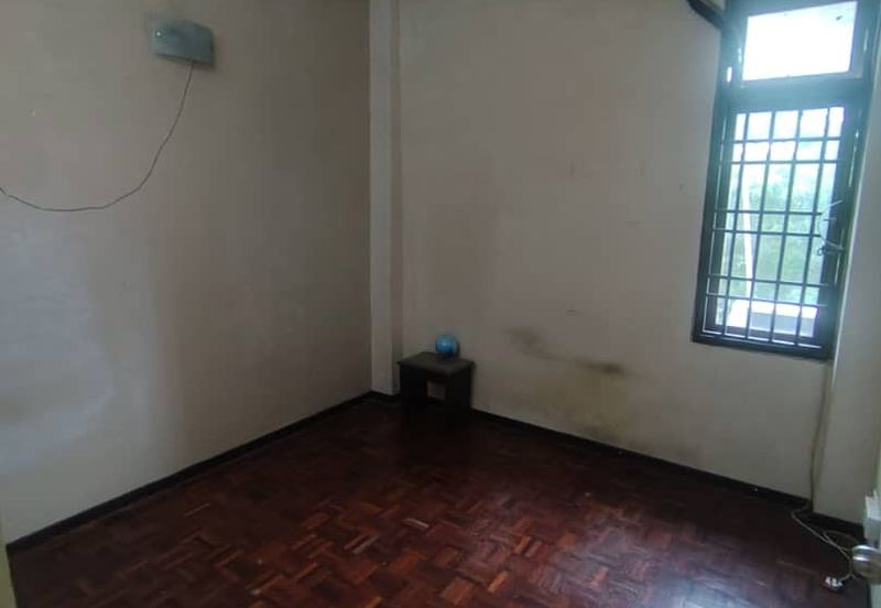 Pangsapuri Halaman Teratai, Lebuh Nipah 2 